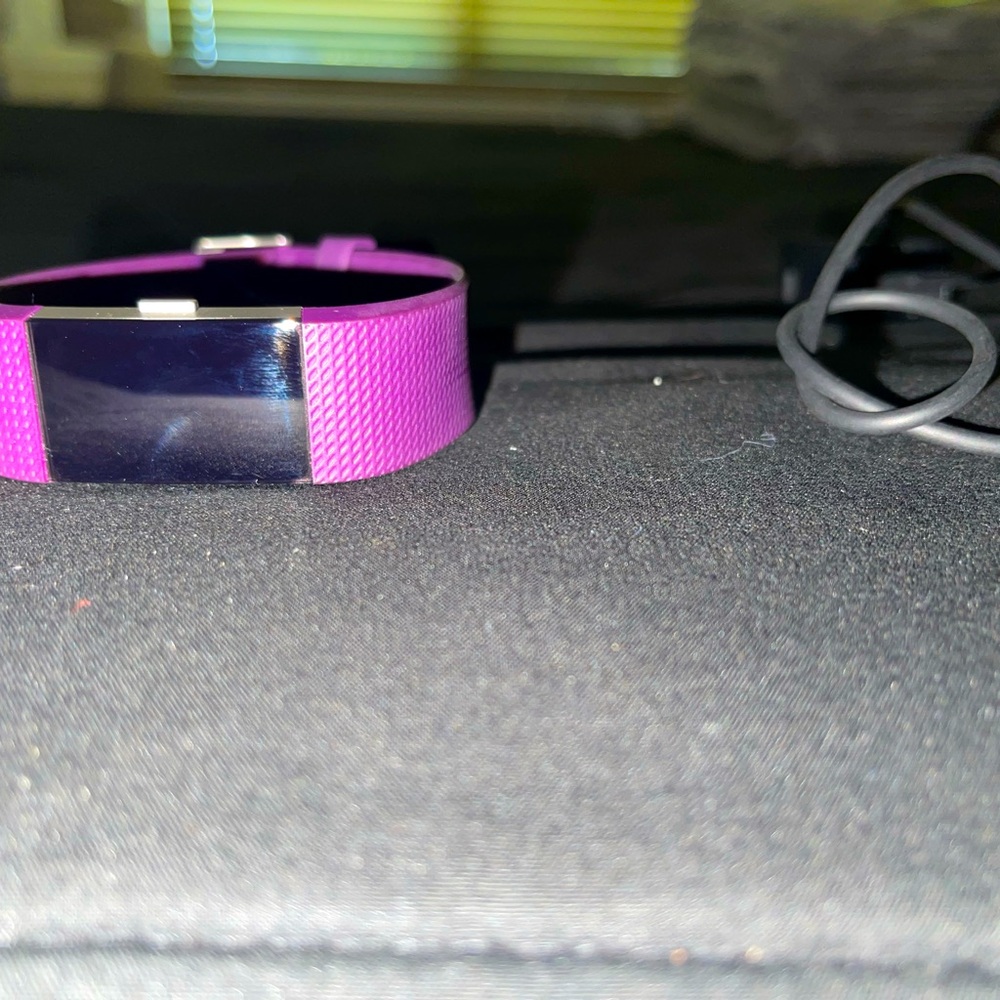 Fitbit charge 2 (never used)